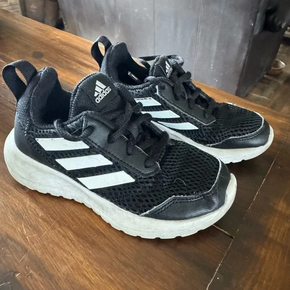 adidas | Shoes | Adidas Kids Tennis Shoes In Black Size 1k | Poshmark adidas | Shoes | Adidas Kids Tennis Shoes In Black Size 1k | Poshmark